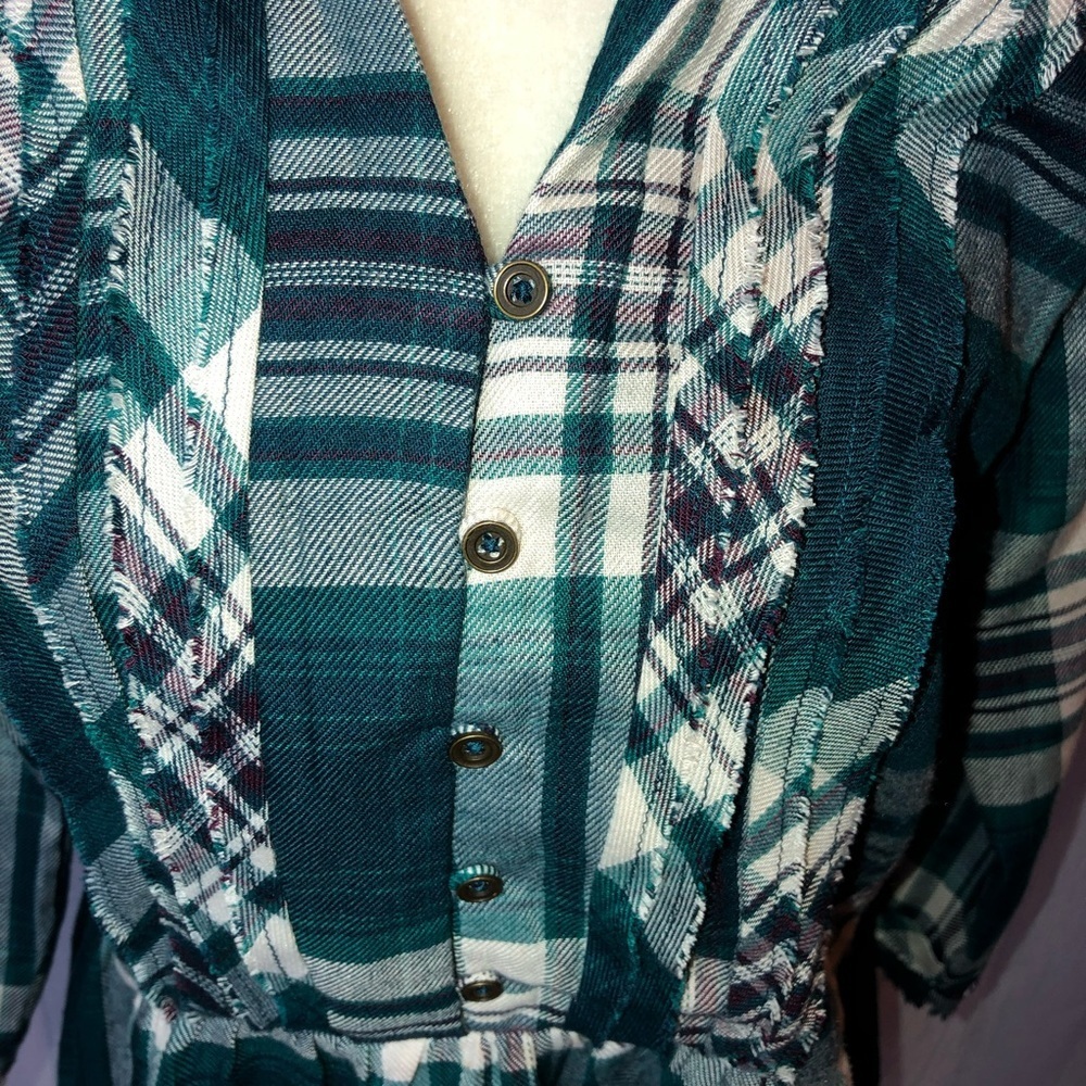 Knox Rose Peplum 3/4 Popover Ruffle Plaid Raw Hem - Picture 5 of 8